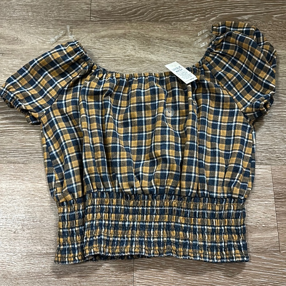 Medium American Eagle Shirt